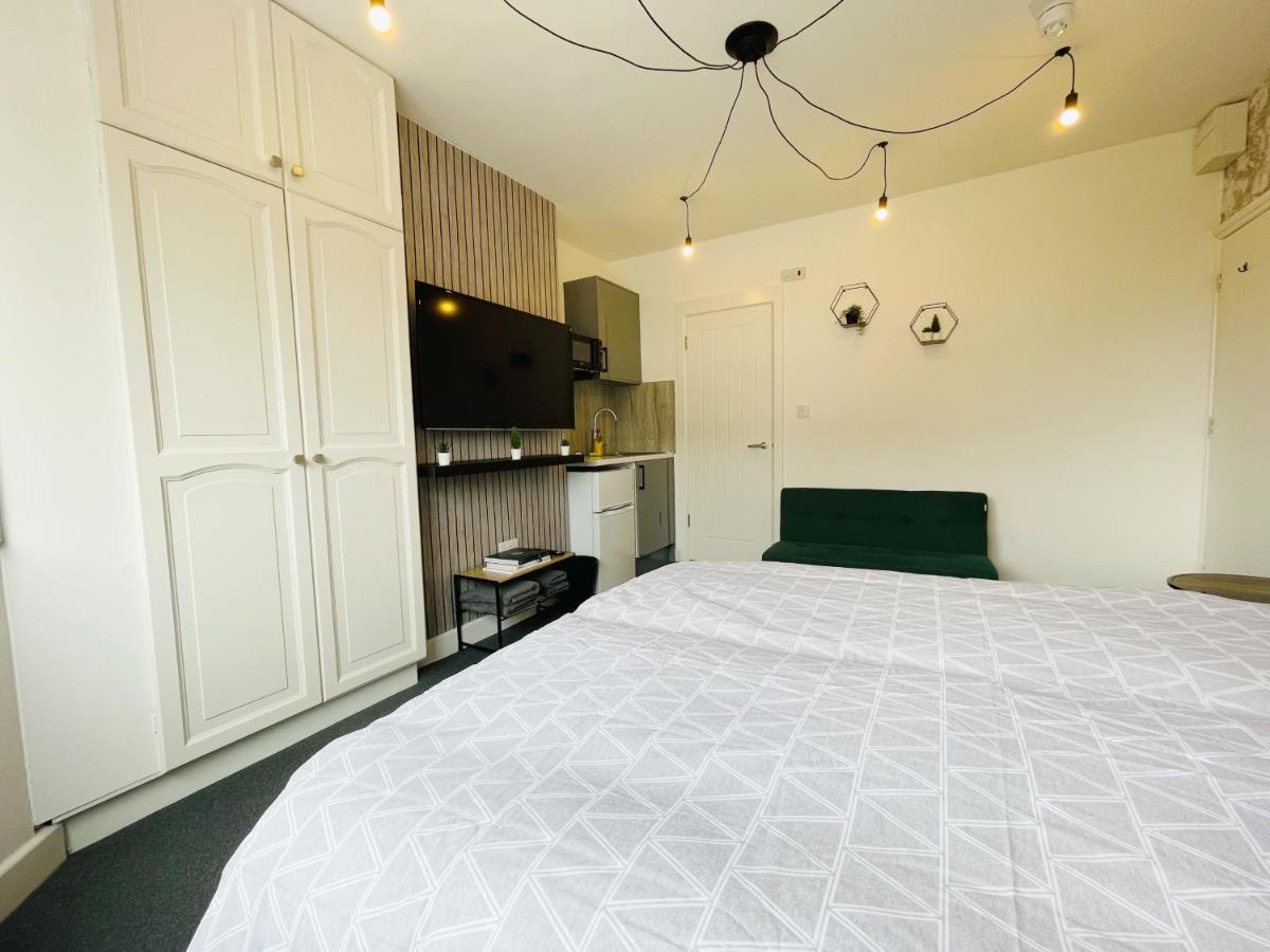 Cosy Bright Studio Apartment Close To Wembley Stadium Λονδίνο Εξωτερικό φωτογραφία