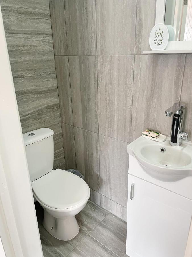 Cosy Bright Studio Apartment Close To Wembley Stadium Λονδίνο Εξωτερικό φωτογραφία