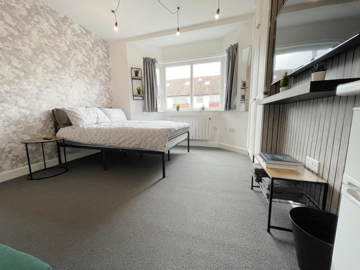 Cosy Bright Studio Apartment Close To Wembley Stadium Λονδίνο Εξωτερικό φωτογραφία
