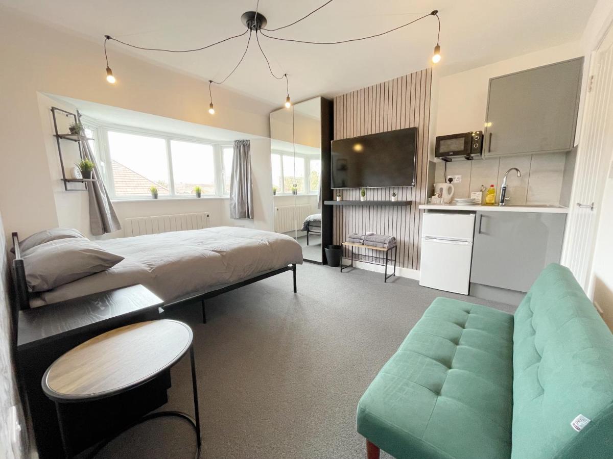 Cosy Bright Studio Apartment Close To Wembley Stadium Λονδίνο Εξωτερικό φωτογραφία