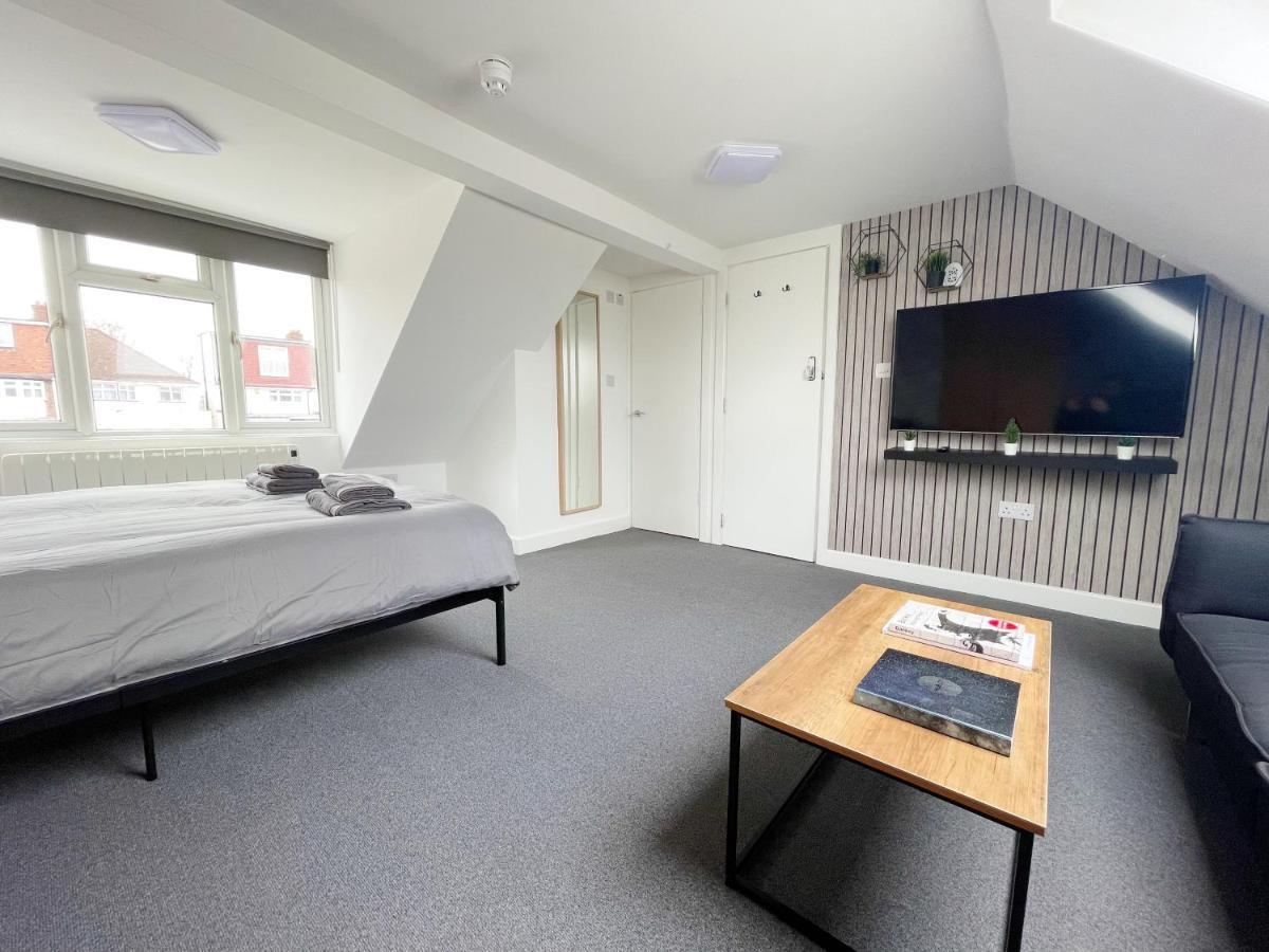 Cosy Bright Studio Apartment Close To Wembley Stadium Λονδίνο Εξωτερικό φωτογραφία