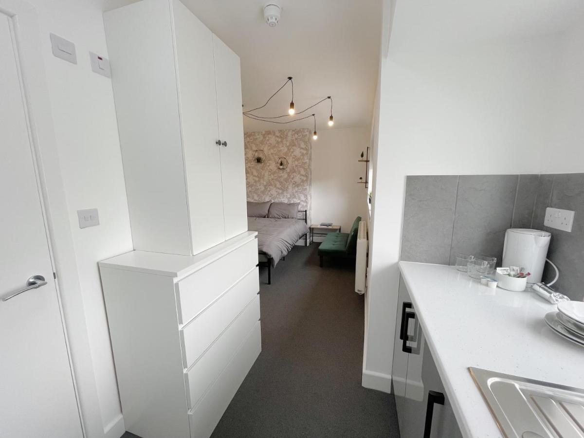 Cosy Bright Studio Apartment Close To Wembley Stadium Λονδίνο Εξωτερικό φωτογραφία
