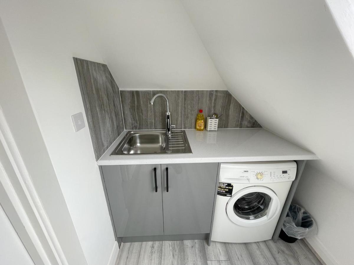 Cosy Bright Studio Apartment Close To Wembley Stadium Λονδίνο Εξωτερικό φωτογραφία